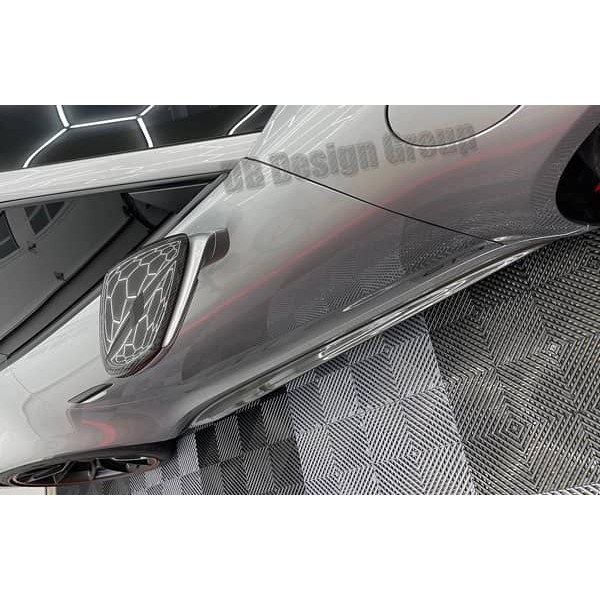 Bas de caisse Carbone DB Carbon pour Porsche 992 GT3 + Touring (2021+) Bas de caisse Carbone DB Carbon pour Porsche 992 GT3 + Touring (2021+)