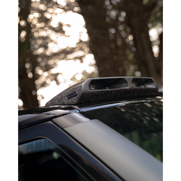 Rampe de Feux de toit Forged Carbon URBAN Automotive pour Land Rover DEFENDER 110 P635 OCTA L663 (2025+)