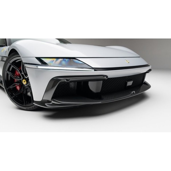 Extensions de pare-chocs avant Carbone NOVITEC pour FERRARI 12 CILINDRI (Look Origine)