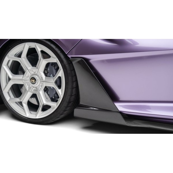 Flaps de Bas de caisse Carbone NOVITEC pour LAMBORGHINI Revuelto (Look Origine)