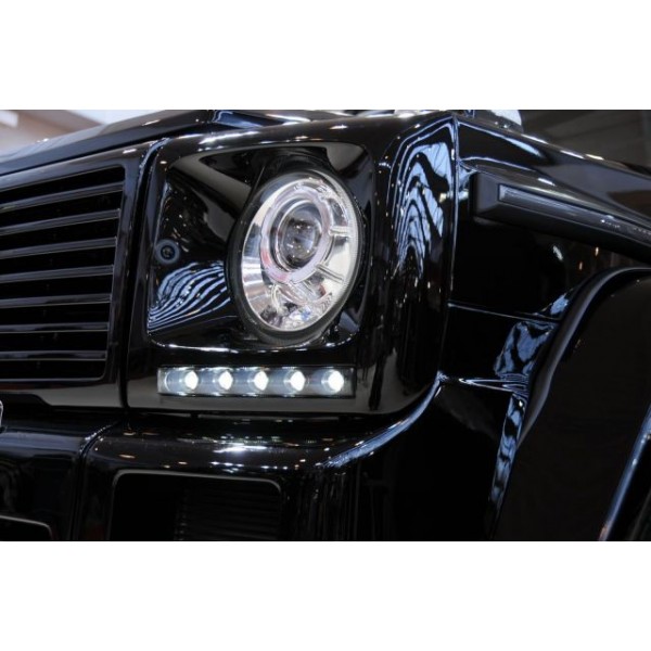 Entourages de feux avants avec feux de jour LED BRABUS pour Mercedes Classe G (W463)